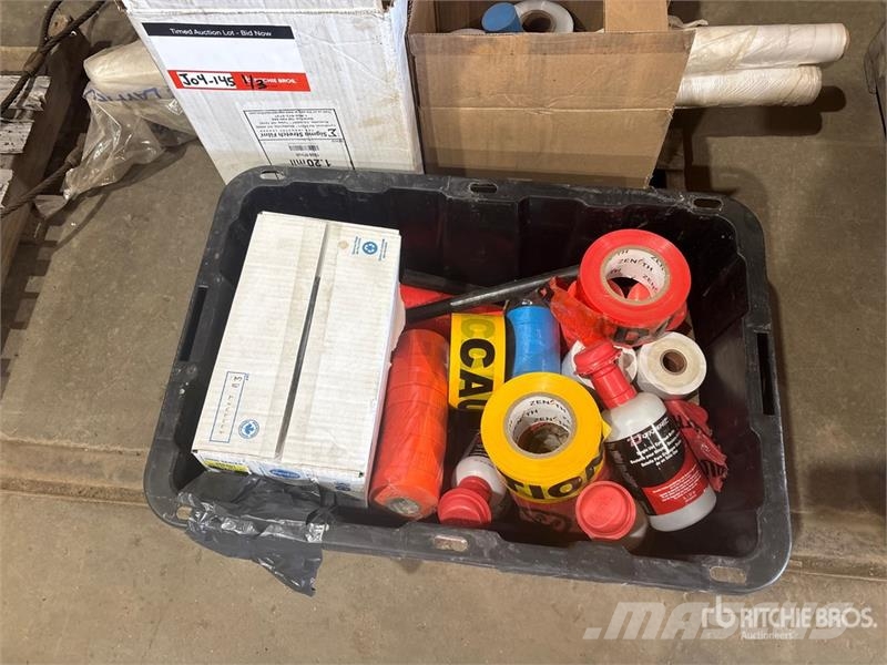 Quantity of Caution Tape, Garbage Bags, Rope, Rags Drugi deli
