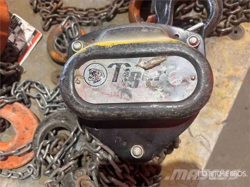 Quantity of Chain Hoists Crane Hook Crane parts and equipment