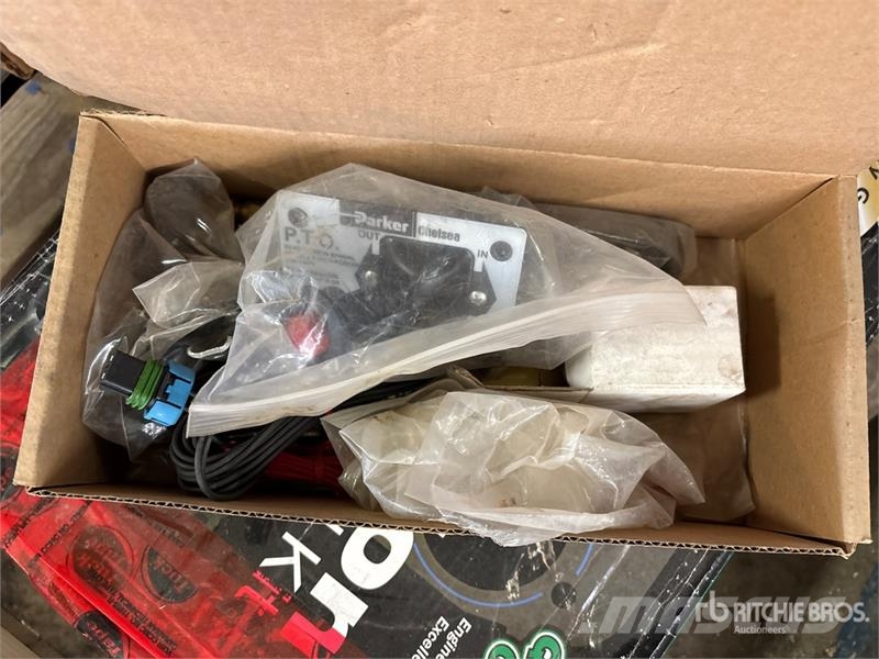 Quantity of Chelsea Power Take Off Controllers Ostale kargo komponente