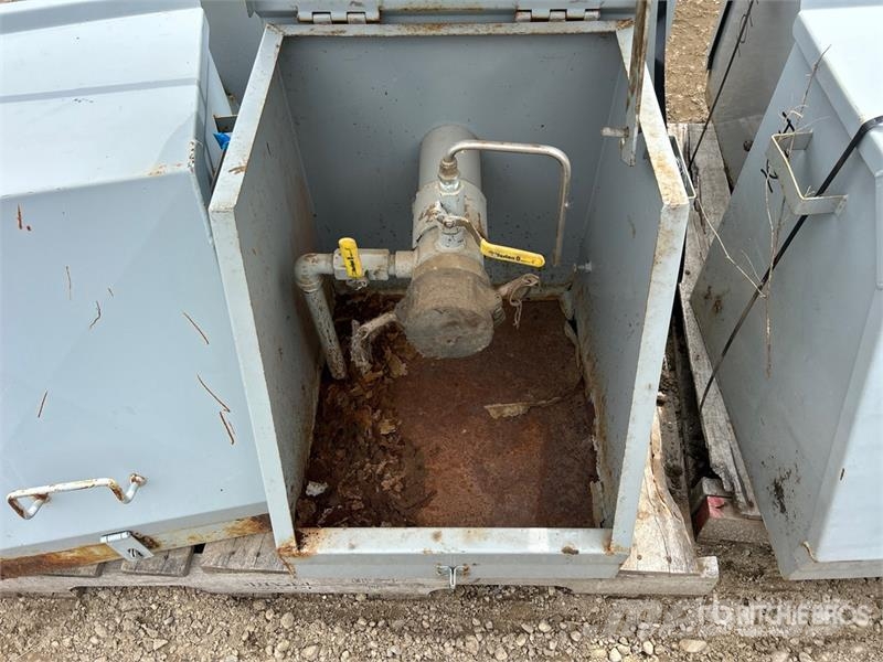 Quantity of Chemical Containment Box Drugi deli