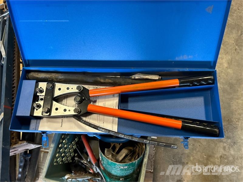 Quantity of Collapsable Sawhorses, Mechanical Crim Drugi deli