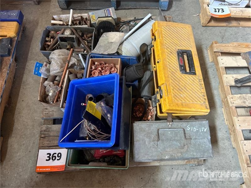 Quantity of Copper Pipe, Fittings & HVAC Component Egyéb alkatrészek