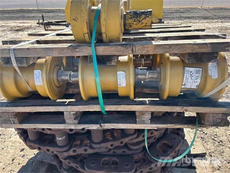  Quantity of Crawler Dozer Rollers - Fits Cat D6RXW مكونات أخرى