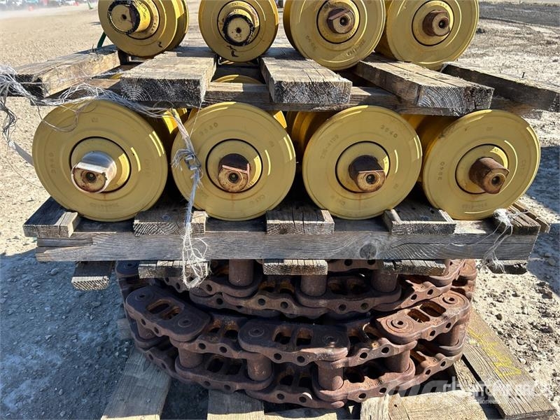  Quantity of Crawler Dozer Rollers - Fits Cat D6RXW مكونات أخرى