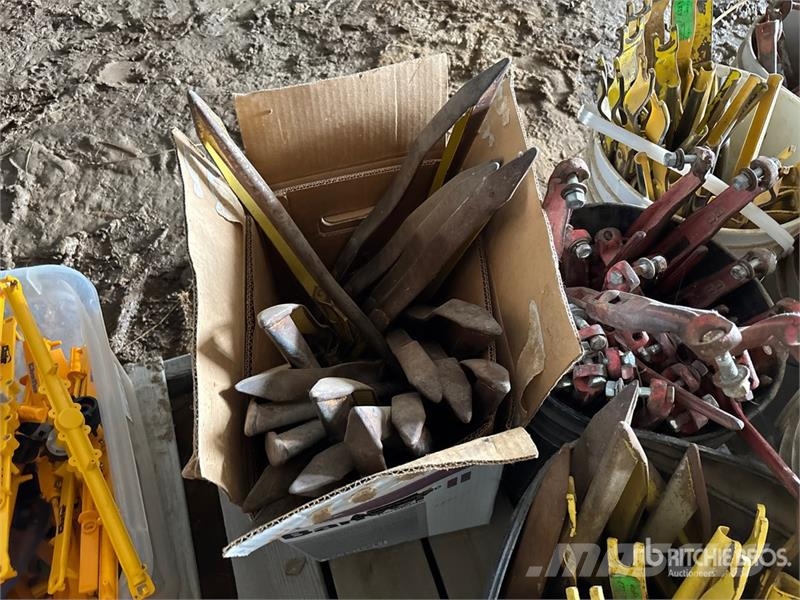 Quantity of Crop Lifters Kiti naudoti statybos komponentai