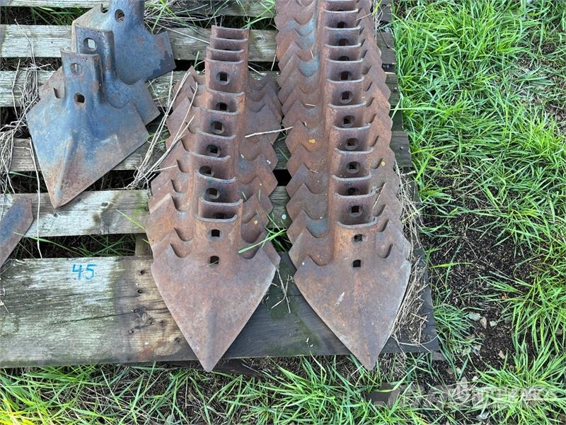 Quantity of Cultivator Sweeps Andre komponenter