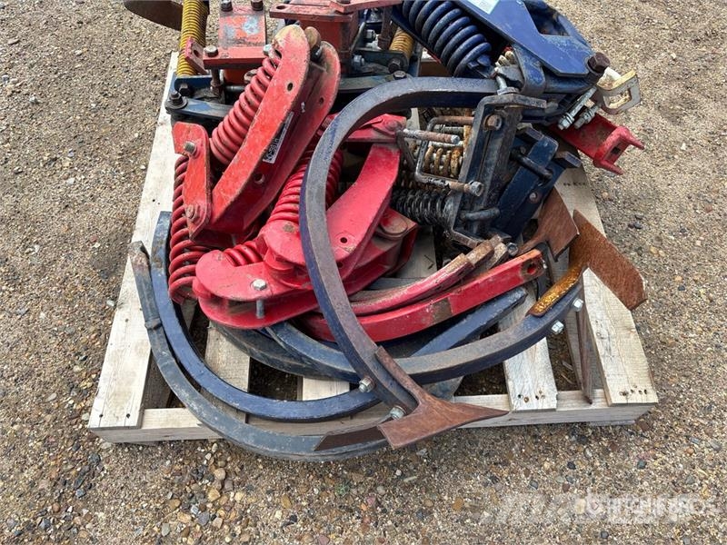 Quantity of Cultivator Shanks Kiti naudoti statybos komponentai