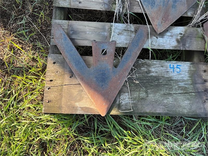 Quantity of Cultivator Sweeps Andre komponenter