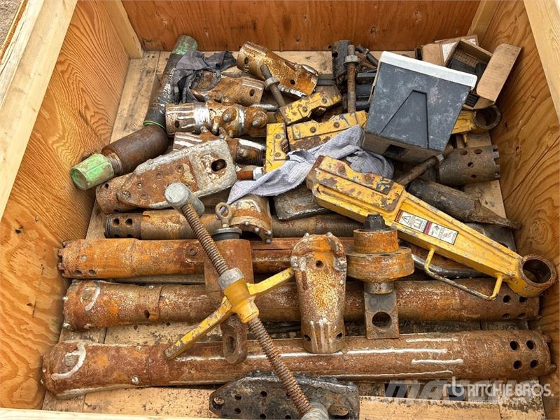  Quantity of Drill Bits Oil and gas drilling equipment
