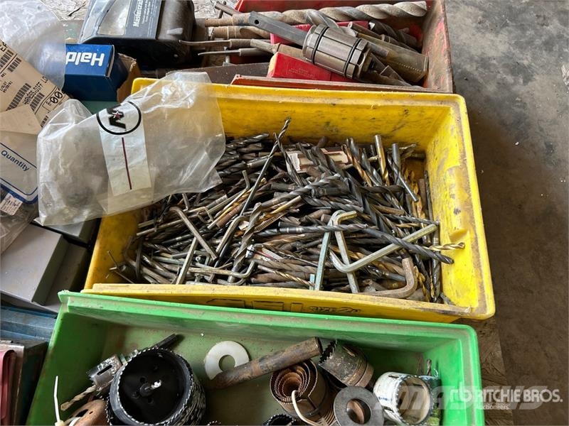  Quantity of Drill Bits, Hole Saw & Hand Tools Drugi deli
