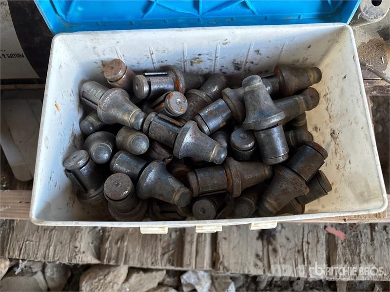 Quantity of Dump Truck Parts Ďalšie komponenty