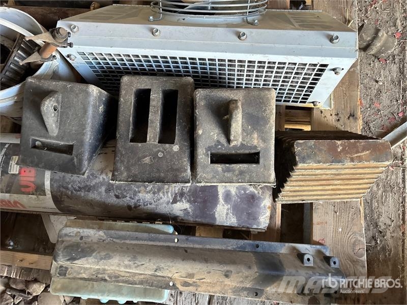 Quantity of Dump Truck Parts Ďalšie komponenty