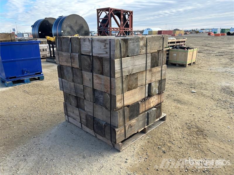 Quantity of Dunnage 8 in x 8 in Andre komponenter