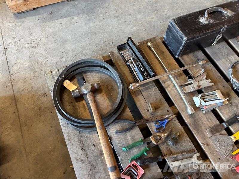  Quantity of Dynaline Grease Fittings Otros componentes