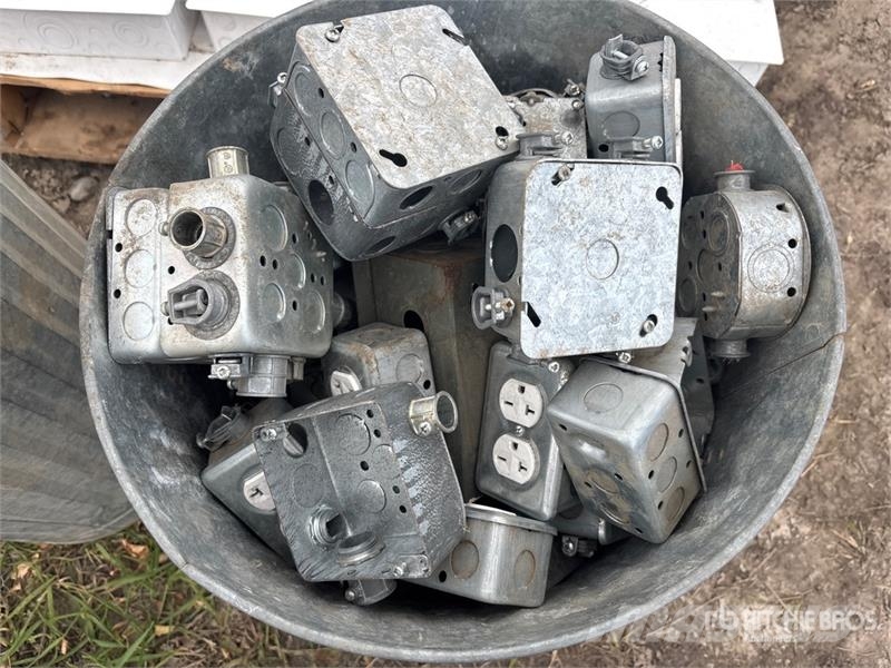 Quantity of Electrical Junction Box Andre komponenter