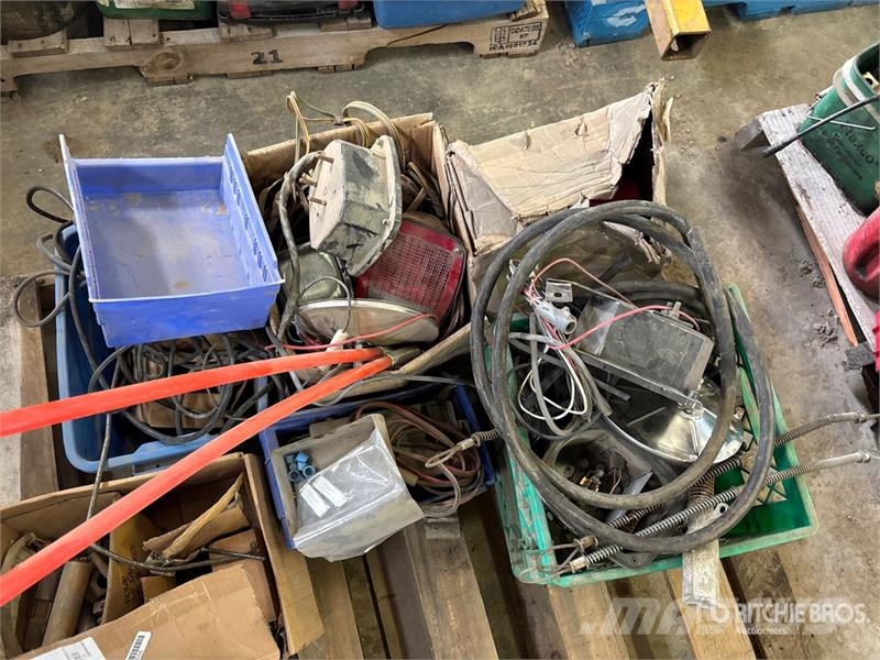 Quantity of Electrical Supplies Ďalšie komponenty