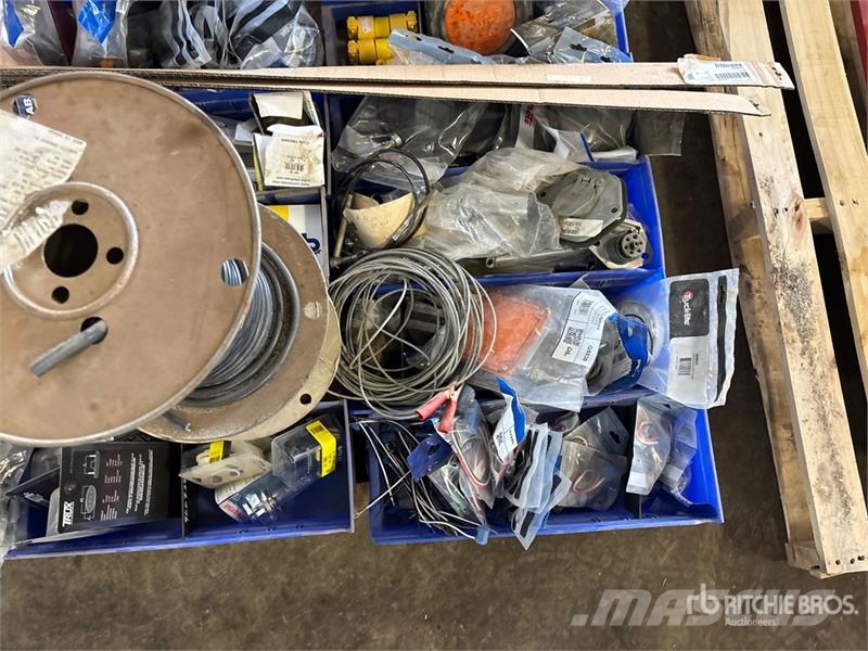 Quantity of Electrical Supplies Transportes - Outros