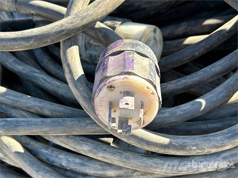  Quantity of Electrical Cords مكونات أخرى