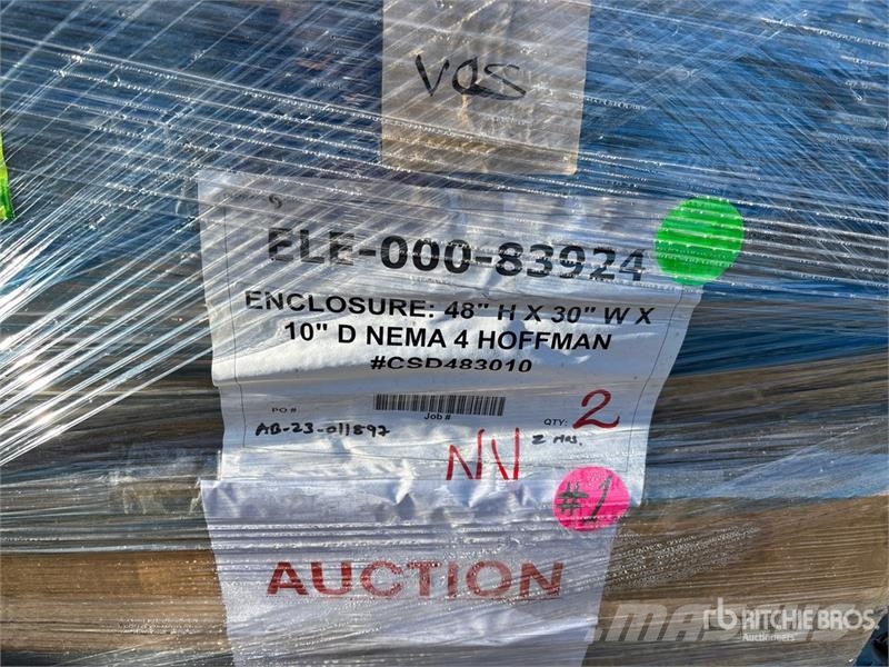  Quantity of Enclouser: 48" H x 30" W x 10" D Nema  Drugi deli