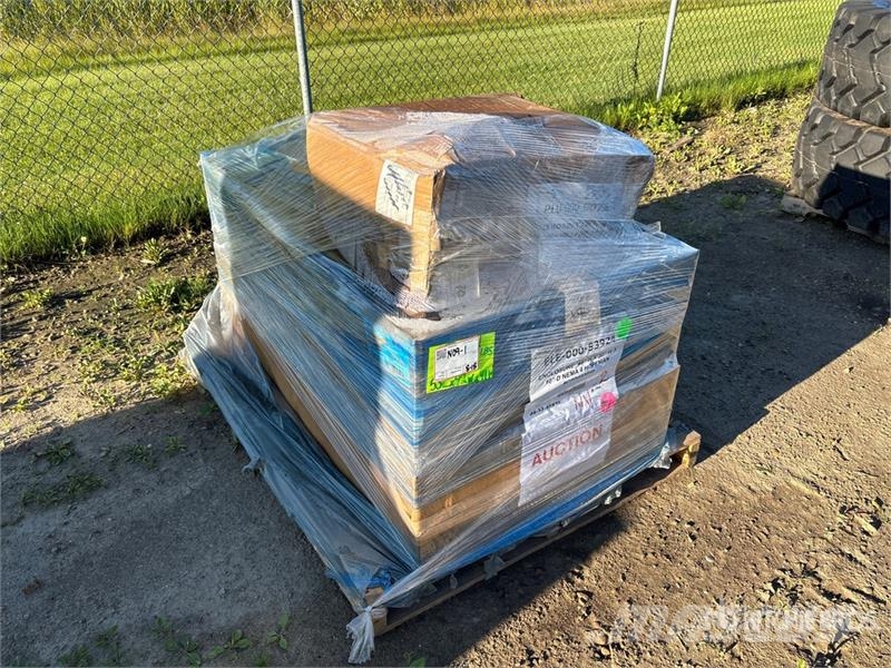  Quantity of Enclouser: 48" H x 30" W x 10" D Nema  Drugi deli