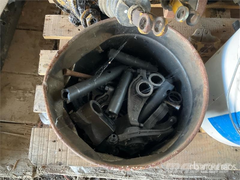 Quantity of Engine Parts Ďalšie komponenty