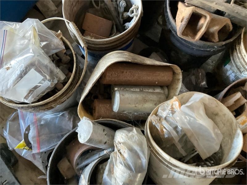Quantity of Equipment Parts Andre komponenter