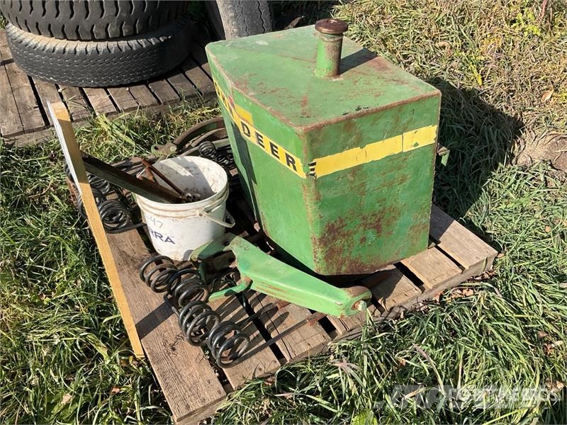  Quantity of .Equipment Parts مكونات أخرى