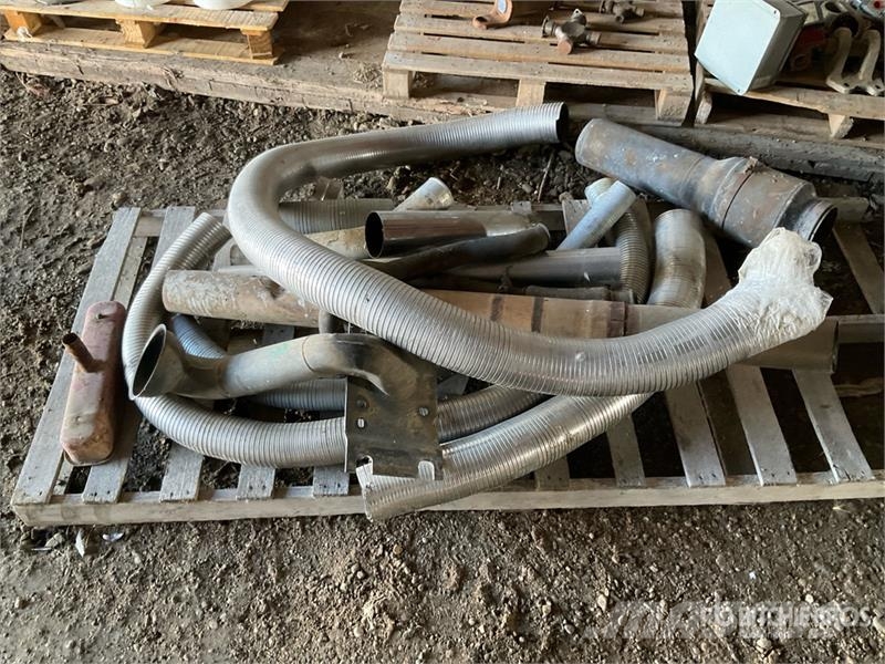 Quantity of Exhaust Flex Pipe Andre komponenter