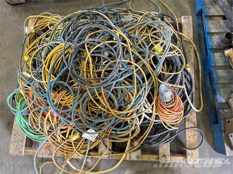 Quantity of Extension Cords Muud osad