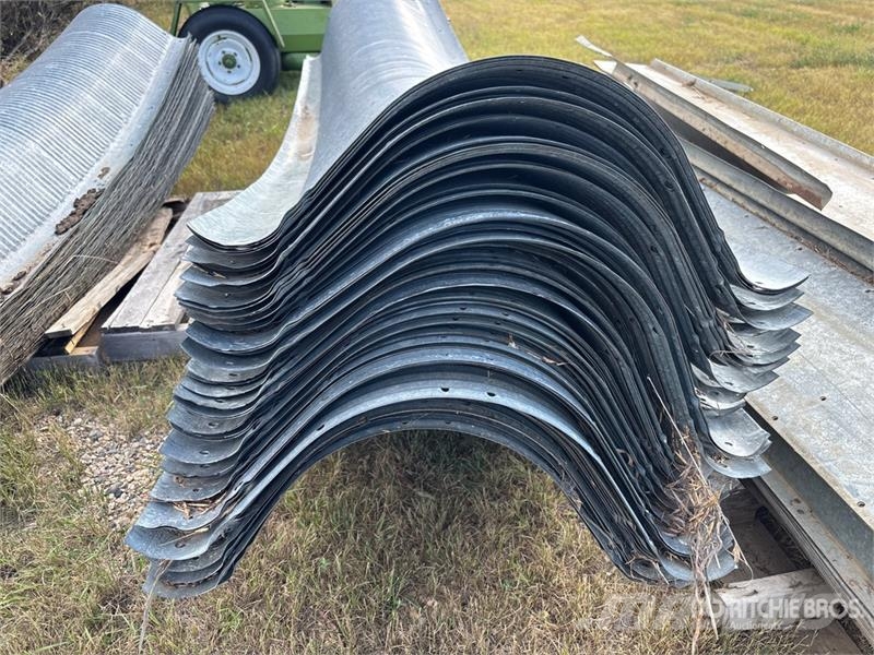 Quantity of Fairford Quonset Panels Drugi deli