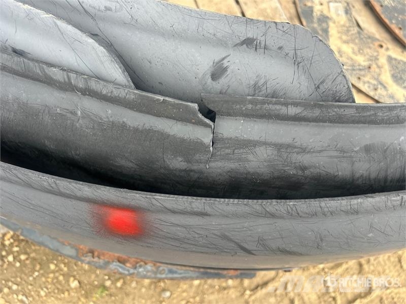 Quantity of Fenders - Fits Motor Grader Ďalšie komponenty