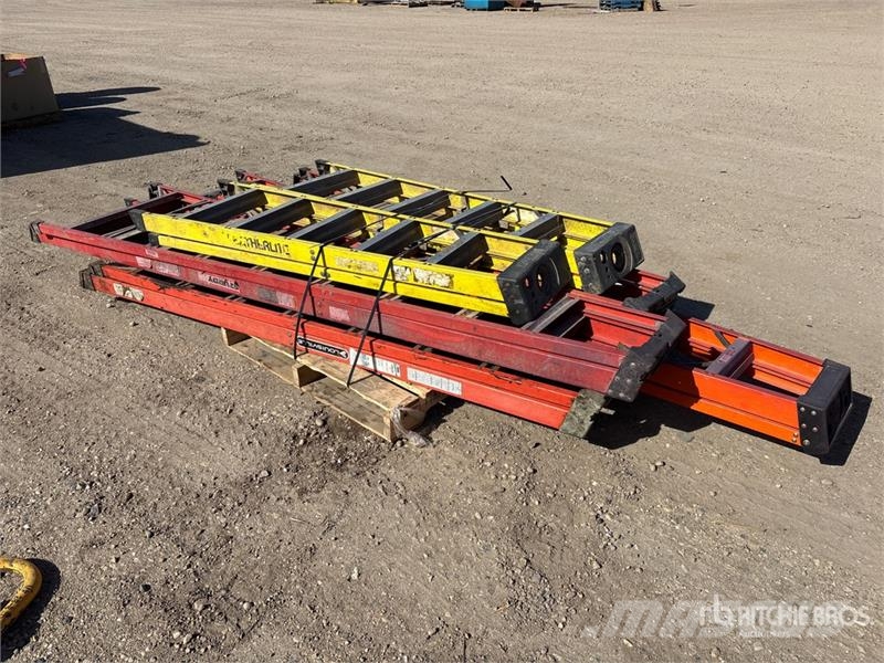  Quantity of Fiberglass Step Ladders Kiti naudoti statybos komponentai