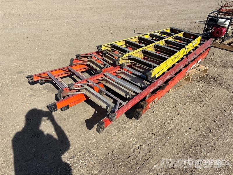  Quantity of Fiberglass Step Ladders Kiti naudoti statybos komponentai