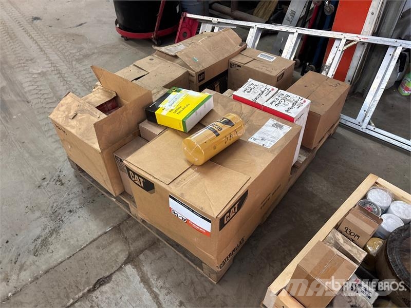  Quantity of Fuel, Oil & Air Filters (Unused) Ďalšie komponenty