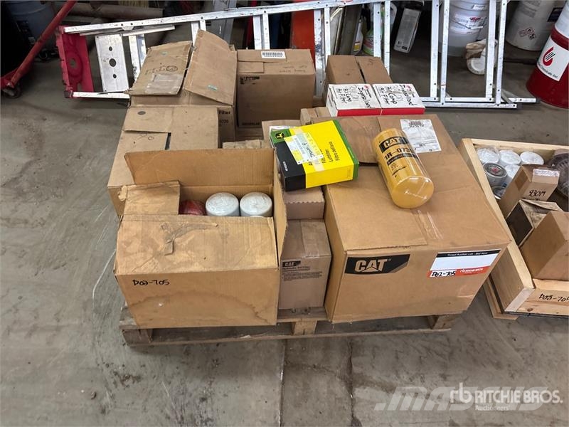  Quantity of Fuel, Oil & Air Filters (Unused) Ďalšie komponenty