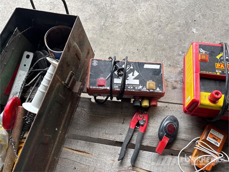 Quantity of Gallagher G338 Electric Fencer Landbrug - Andet
