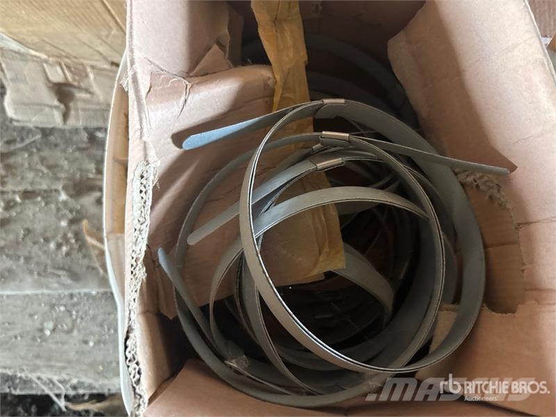 Quantity of Galvanized Steel Center Punch Clamps Ďalšie komponenty