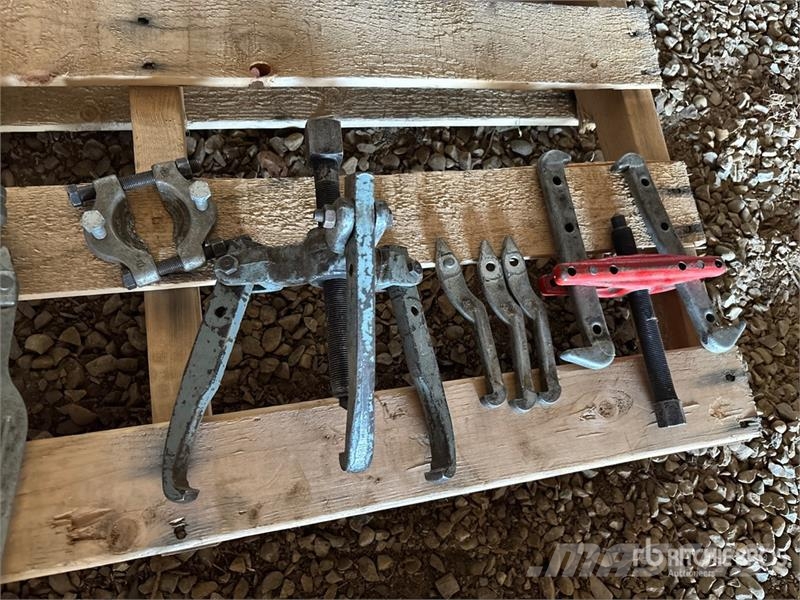 Quantity of Gear Pullers Andre komponenter