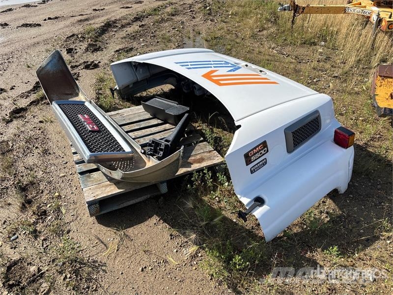 Quantity of GMC C5500 Parts Коммерческий транспорт - Другие