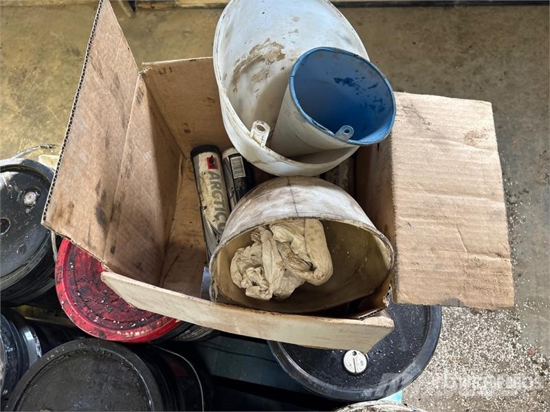 Quantity of Grease & Oil (Unused) Andre komponenter