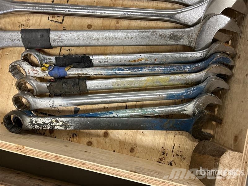 Quantity of Heavy Duty Mechanics Wrenches Drugi deli
