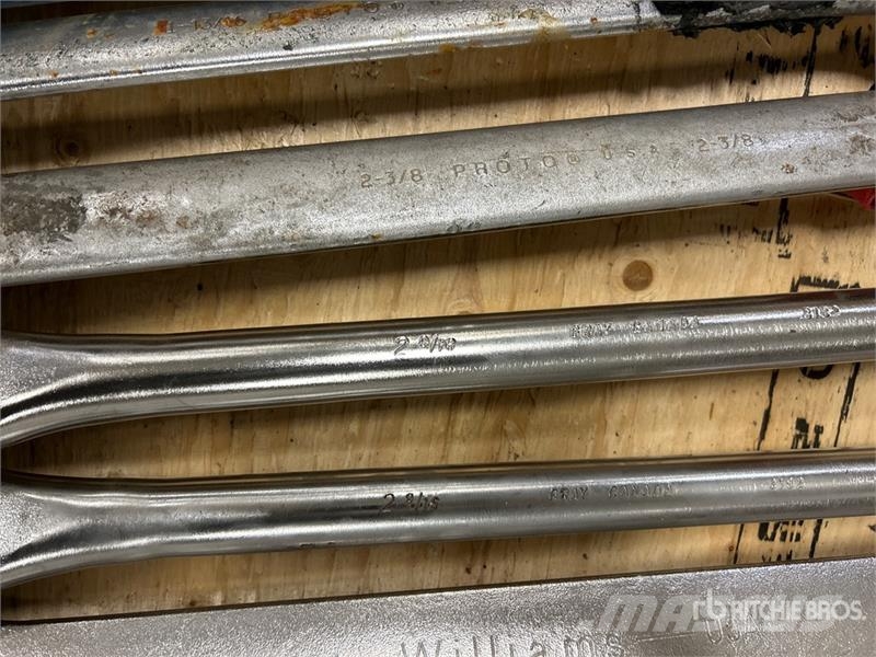 Quantity of Heavy Duty Mechanics Wrenches Drugi deli