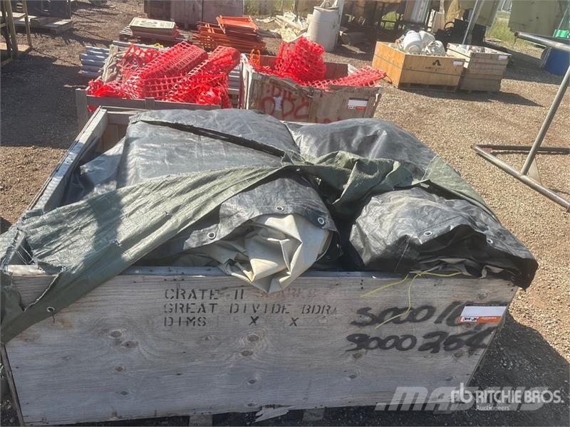  Quantity of Heavy Duty Tarps Drugi deli