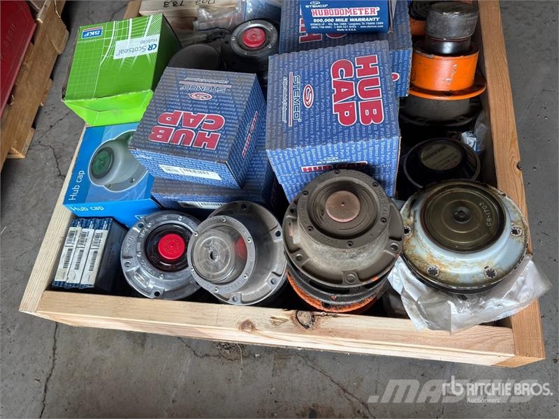  Quantity of Hub Caps & Seals (Unused) Transportes - Outros
