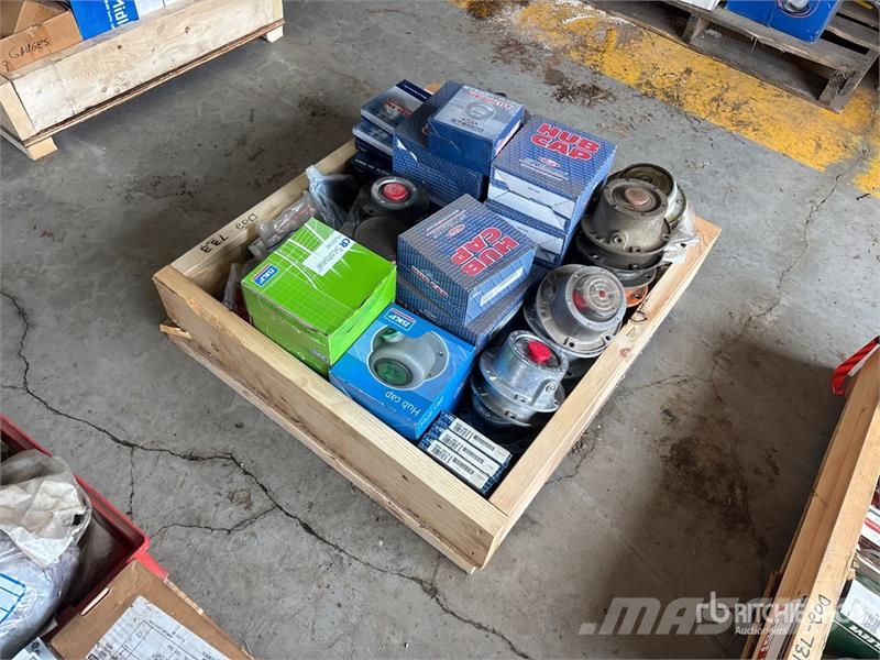 Quantity of Hub Caps & Seals (Unused) Transportes - Outros
