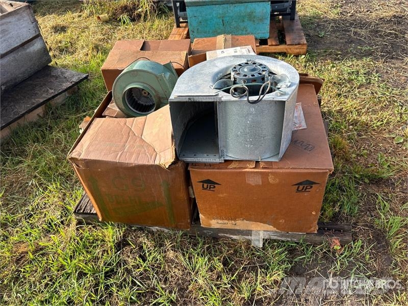  Quantity of HVAC Parts, Blower Motors & Honeywell  Drugi deli