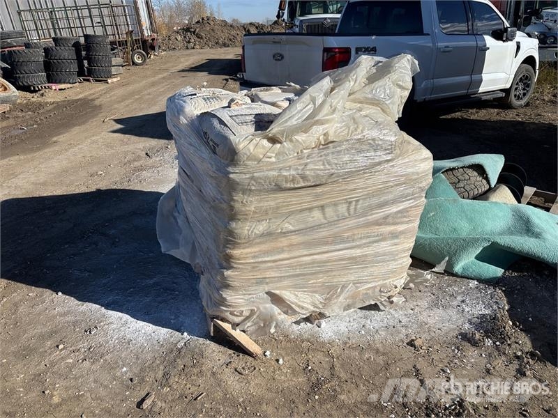 Quantity of Hydrated Lime Bags معدات البناء - غير ذلك