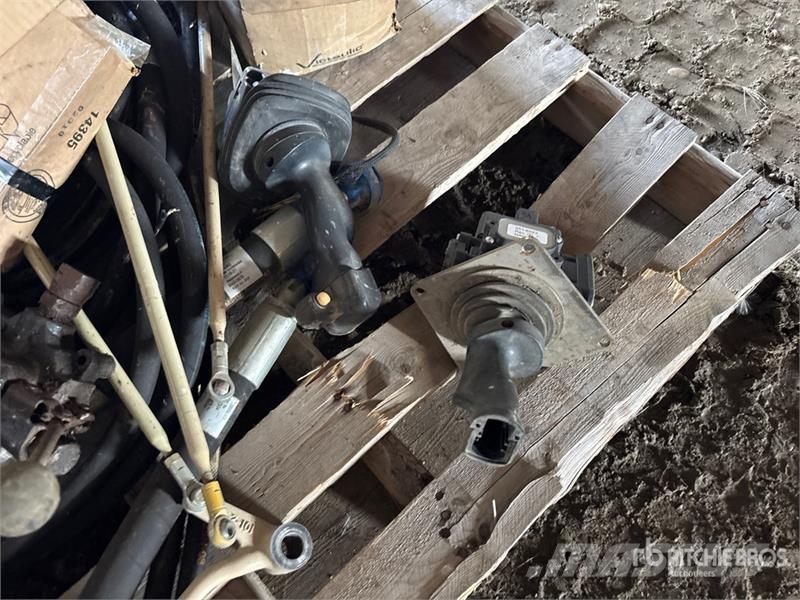 Quantity of Hydraulic Parts Ďalšie komponenty