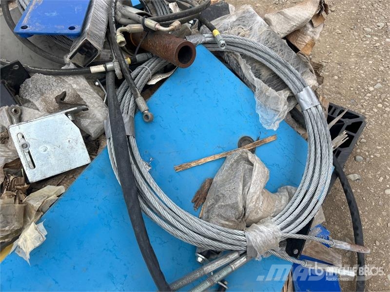 Quantity of Hydraulic Hose and Cables Drugi deli