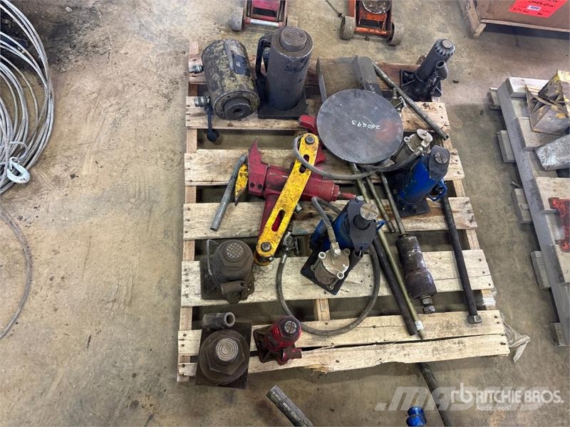  Quantity of Hydraulic Bottle Jacks Ďalšie komponenty